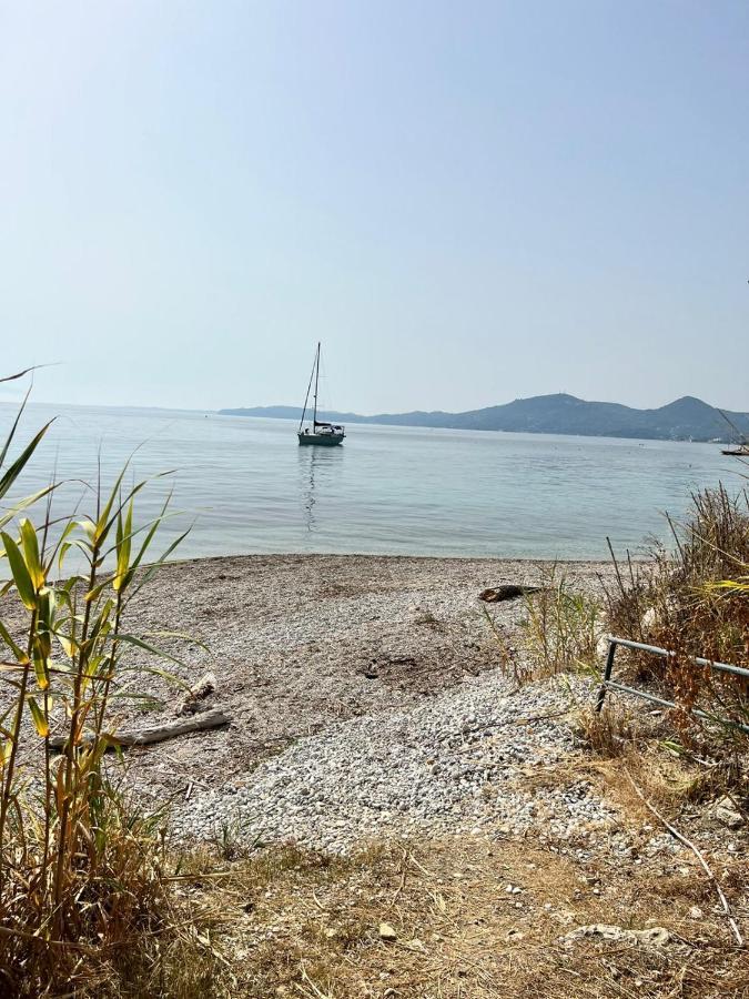 Lithino Apartments - 5Min From The Beach Agios Ioannis Peristeron  Luaran gambar