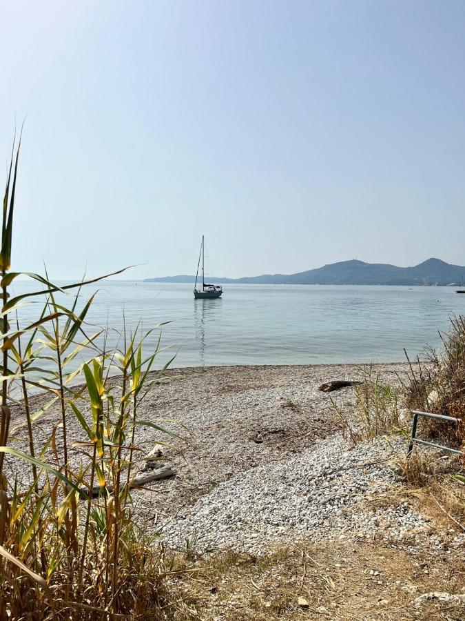 Lithino Apartments - 5Min From The Beach Agios Ioannis Peristeron  Luaran gambar