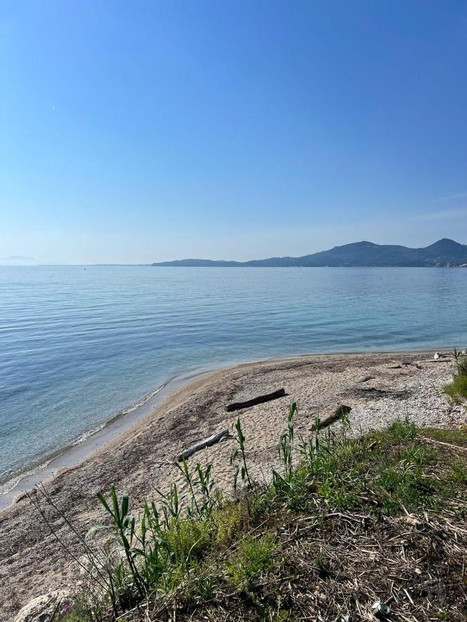 Lithino Apartments - 5Min From The Beach Agios Ioannis Peristeron  Luaran gambar